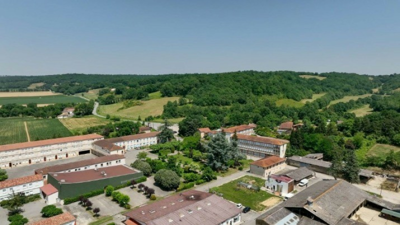 plusieurs sorties dans un objectif d'intégration