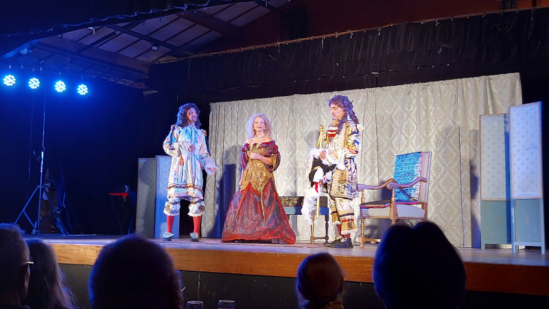 In § Off : une soirée à la cour de Louis XIV!