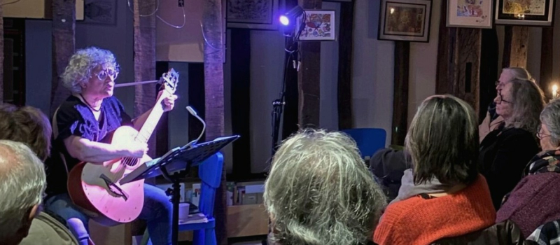 “ Soirée aux chants d’elle ” à la médiathèque.