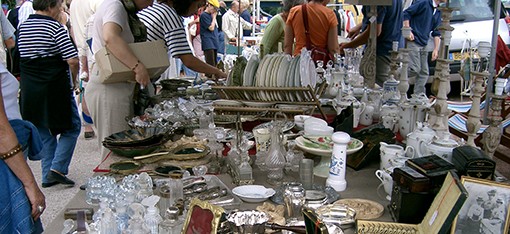 Vide_grenier_98.jpg