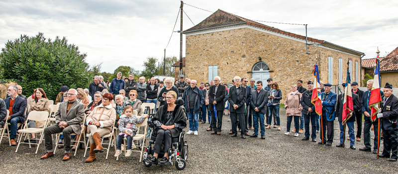 Bouzon-Gellenave: un pupitre en hommage à Maurice Parisot et au Bataillon de l'Armagnac...