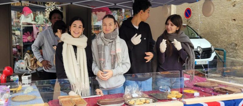 Les lycéens mettent la main à la pâte