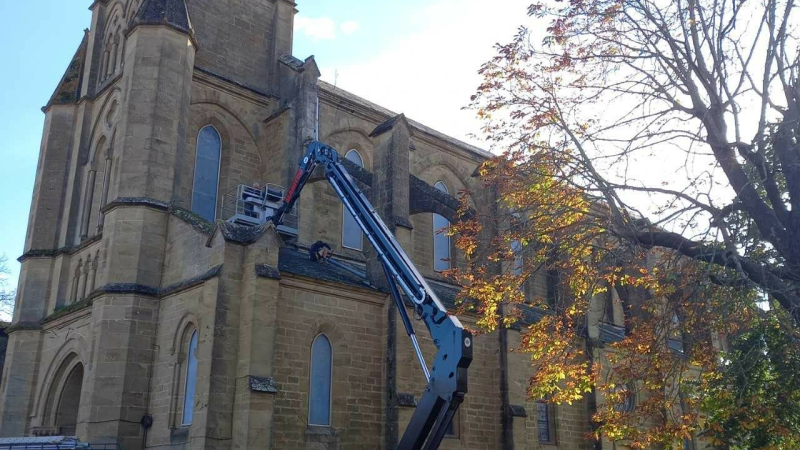 Des travaux sur le toit de l'église