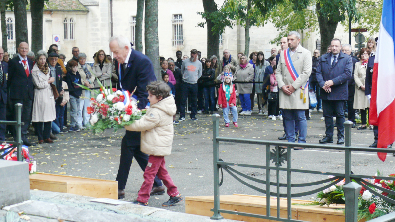 Cérémonie du 11 novembre sous le signe du renforcement lien Armées-Jeunesse et transmission de la mémoire