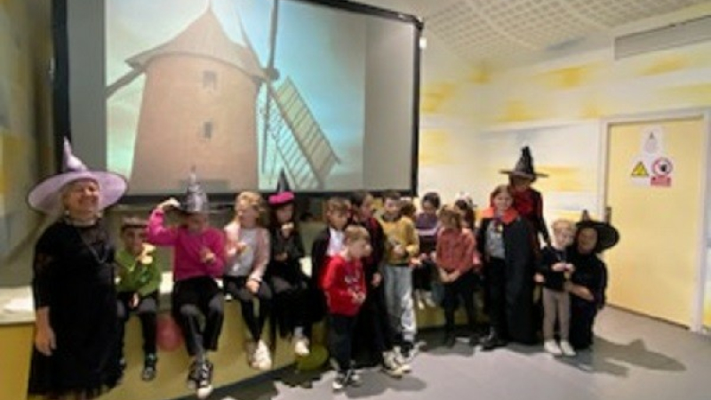 Après-midi festive pour les jeunes avant de fermer le moulin pour l'hiver
