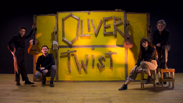 boite a jouer oliver twist.png