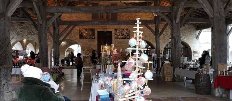 Un marché de Noël très animé à Saint-Clar....