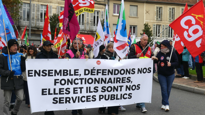 Ensemble, défendons nos fonctionnaires, elles et ils sont nos services publics