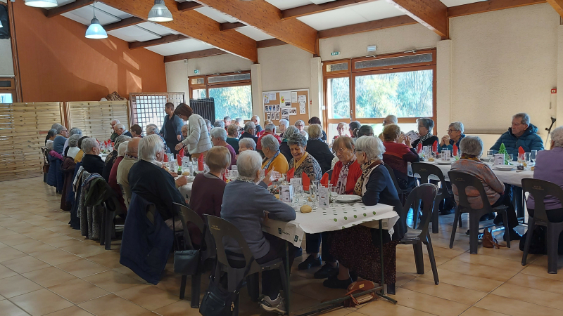Le club heures d'amitié des aînés a fêté Noël !