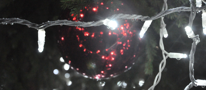 Attention aux dangers des décorations de Noël !