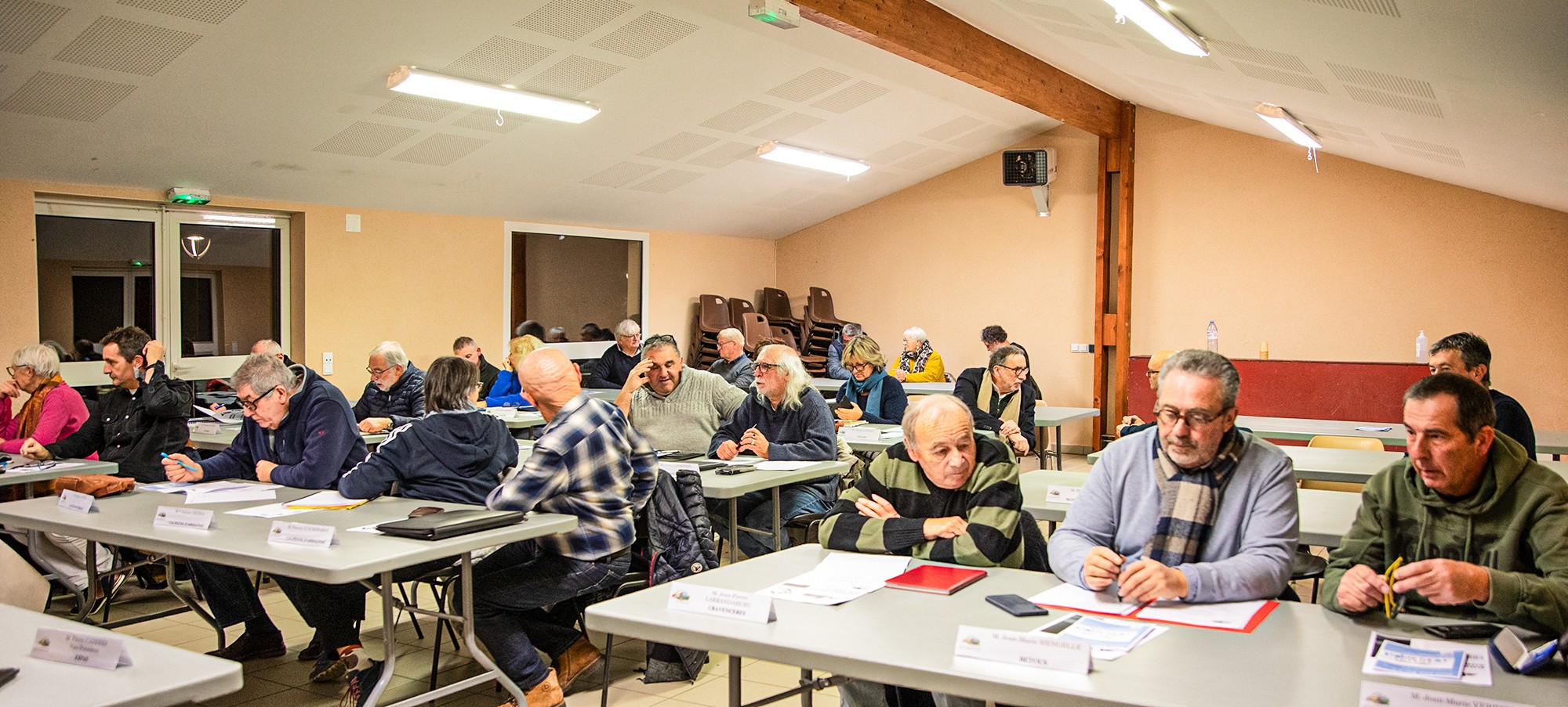 0 Vue de la salle 1bis 101224.jpg