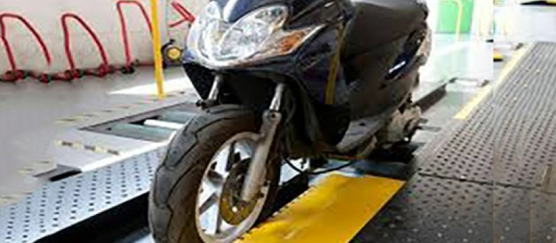2 roues et contrôle technique finie la tolérance