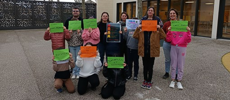 L’école Louis Monge se met en quatre contre le harcèlement.
