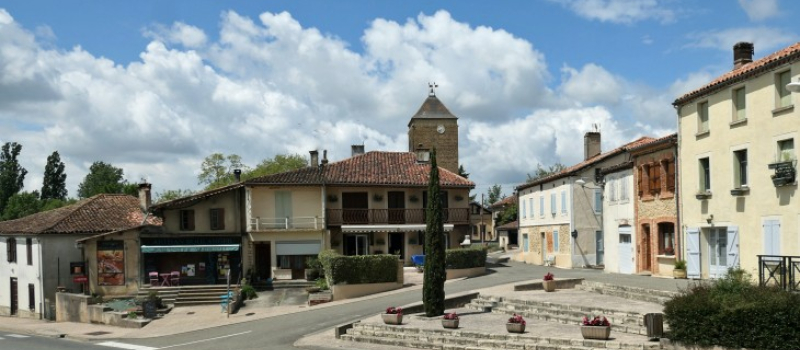 Expo-vente d'artisanat organisée par les Crafteurs
