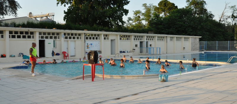 Eté 2025 : la mairie recrute pour la piscine !