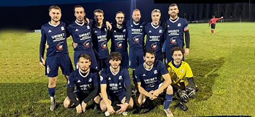FCM equipe fanion simorre.JPG