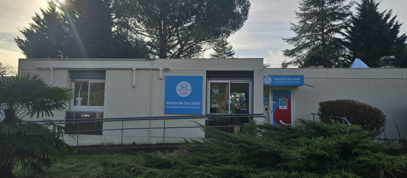 Remerciements aux donneurs de sang et de plasma  à la Maison du don