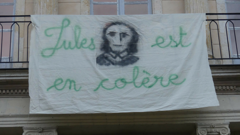Mobilisation des parents d'élèves à l'école Jules Ferry