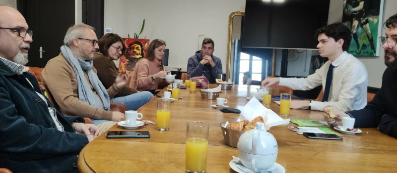 Flavio Dalmau a donné le coup d'envoi du premier "Petit-Déjeuner de Réflexion"