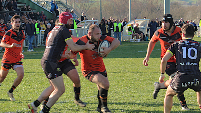 UAV Rugby : les Vicois l'emportent d'un point face à Lectoure !