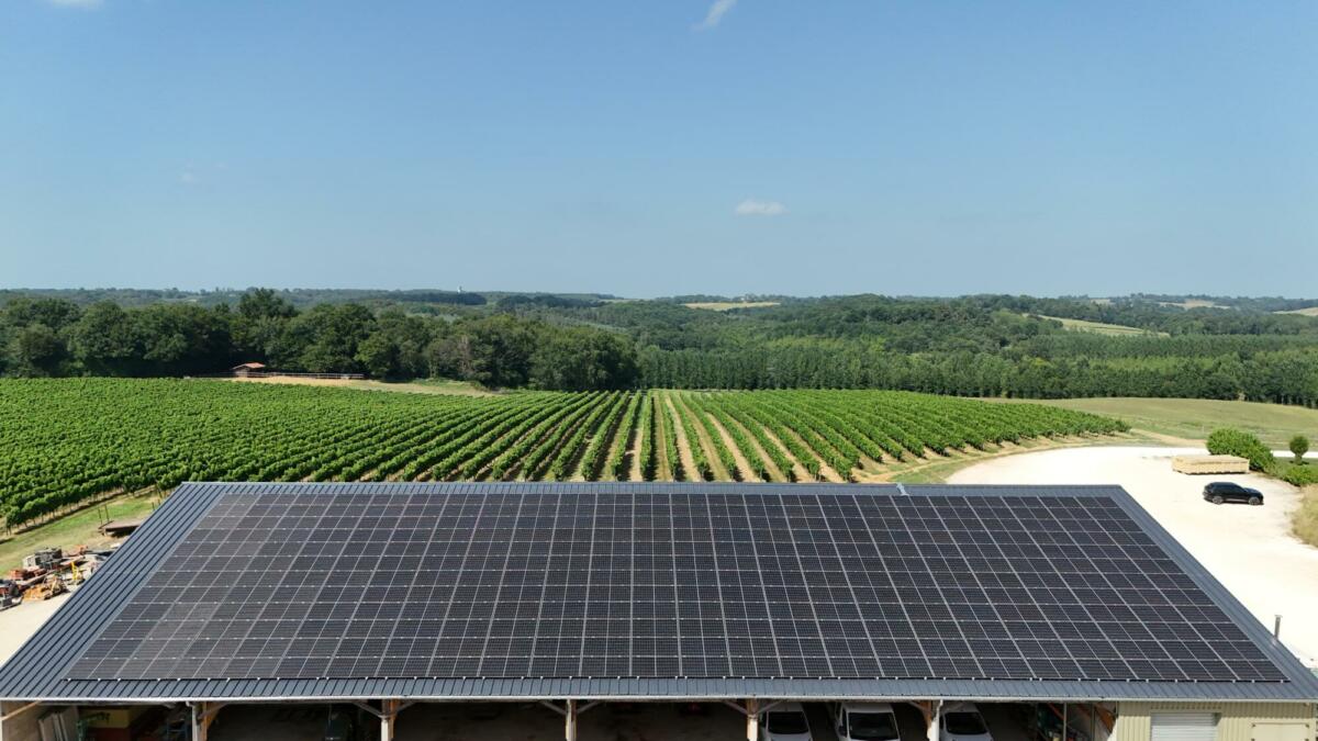 Toitures-et-ombrieres-photovoltaiques-Couverture-1200x675 (1).jpg