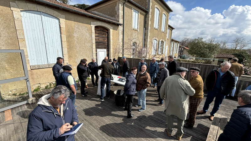 C'est une première, en effet le syndicat des trufficulteurs du Gers s'est réuni à la salle des fêtes de L'Isle-Bouzon..