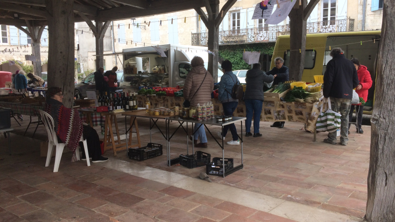 Saint-Clar, un petit marché qui ne demande qu'à grandir !