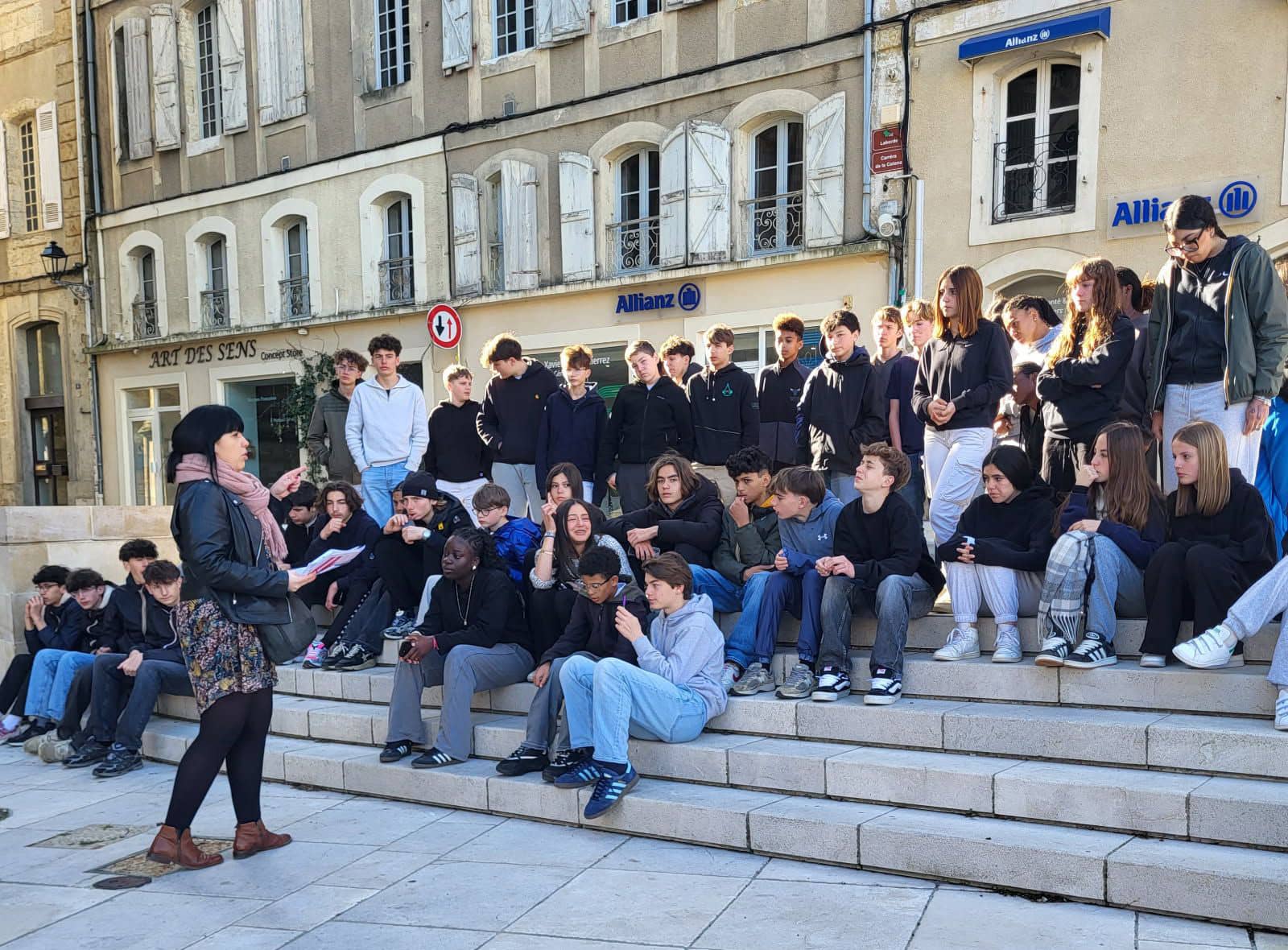 les-3e-visitent à -Oradour-sur-glane-village-martyr-