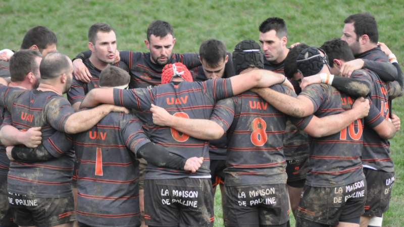 UAV Rugby : Vic échoue en 8e de finale