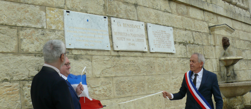 Une plaque dévoilée pour ne pas oublier Rawa-Ruska, camp de la goutte d'eau et de la mort lente