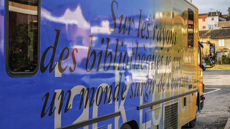 Le Bibliobus du Gers : la culture sur roues au service des zones rurales