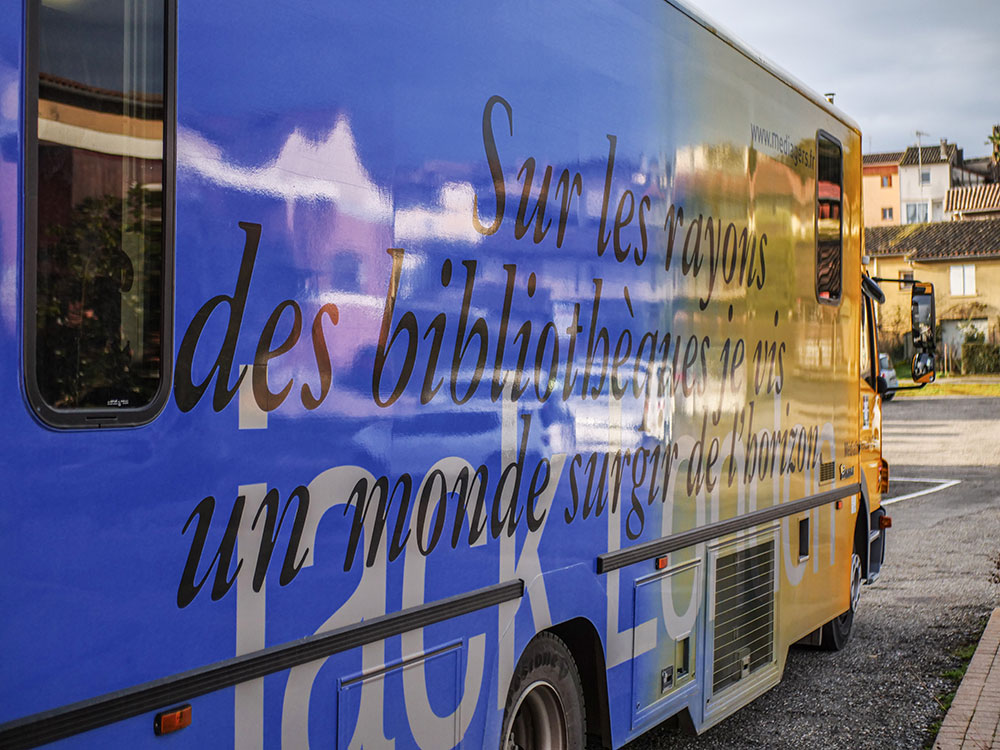 La-Médiathèque-départementale-du-Gers-dispose-de-trois-bibliobus_web.jpg