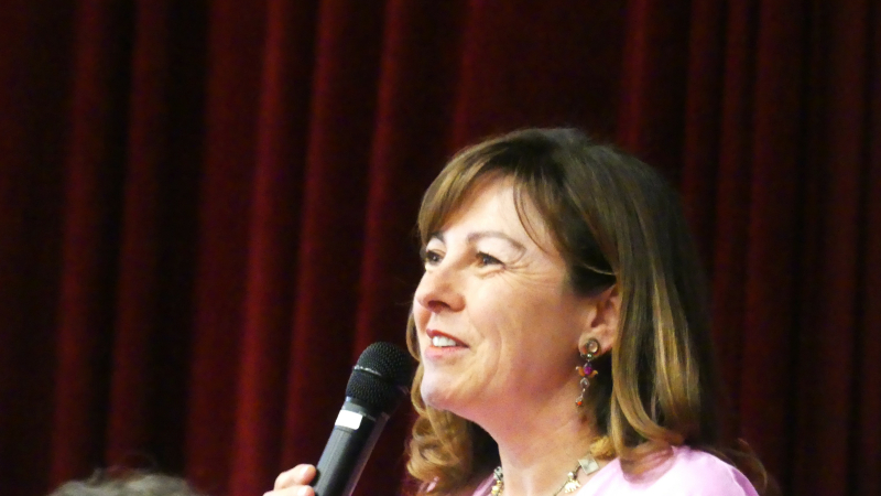 Carole Delga à Auch contre l'infox "la ligne ferroviaire Auch -Toulouse va disparaitre"