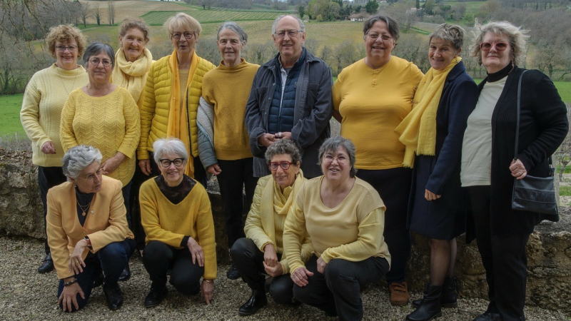 Méli-melo et la "Cour des filles " pour fêter la musique à St Jean le Comtal