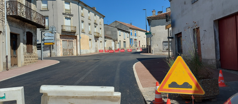 Fin des travaux de l'avenue des Pyrénées avec un changement important  au carrefour de la route de Marambat !