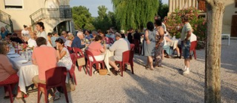 Marché Ô Casaou, à table !