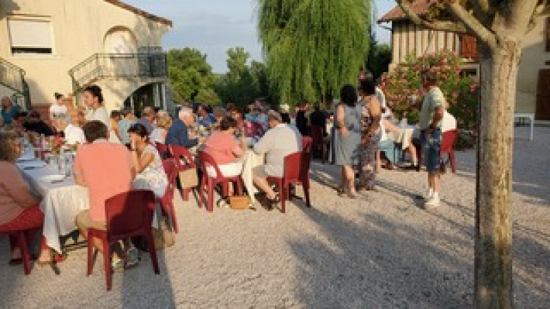 Marché Ô Casaou, à table !