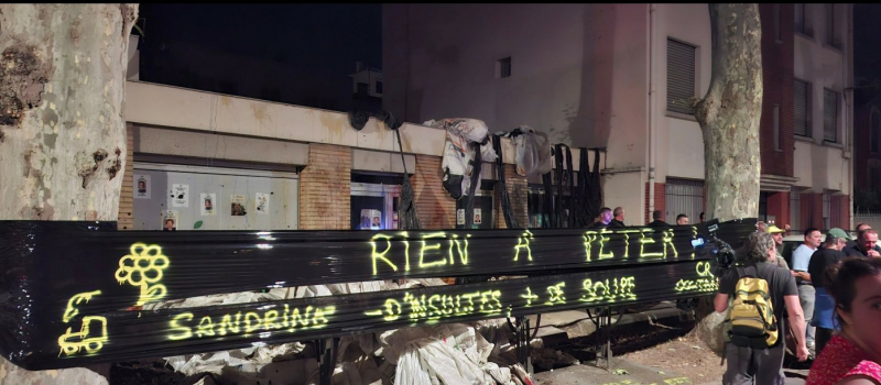 La réaction a une phrase débile n'a rien à lui envier
