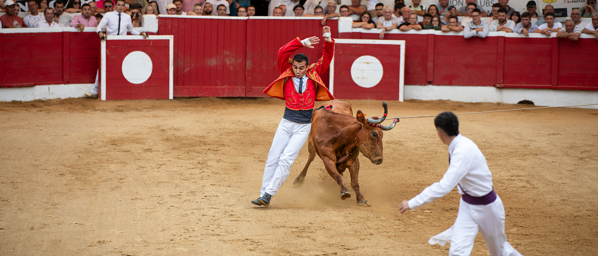 000 Ecart rouge fin 1bis 140725.jpg