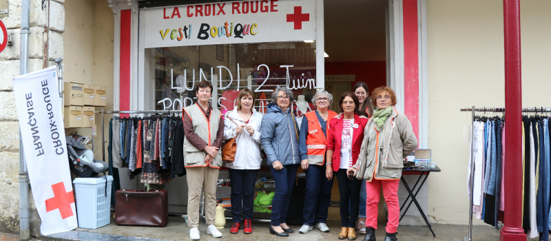 Croix Rouge et caricatures