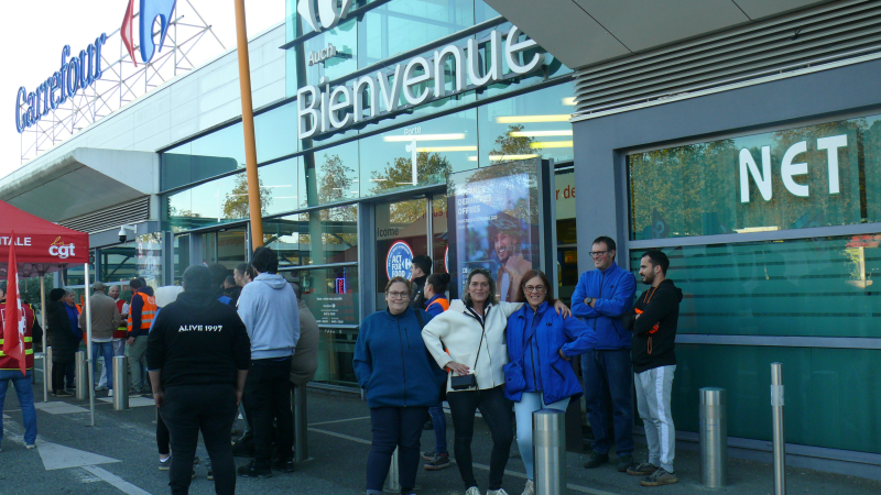 Grève exceptionnelle au supermarché Carrefour d'Auch
