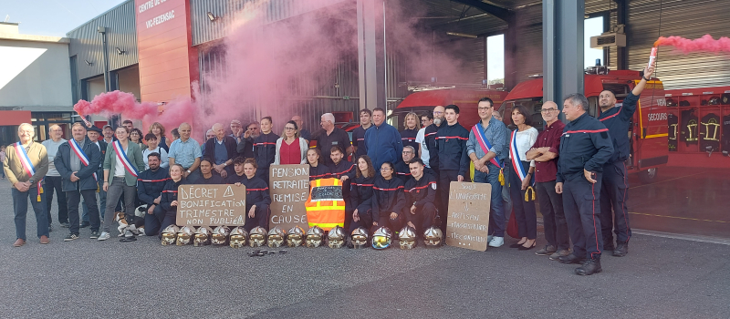 Les pompiers en colère, les élus et la population à leurs côtés !