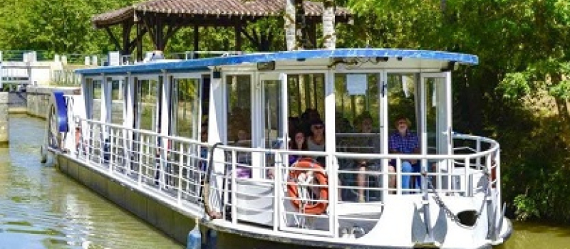 Profitez des croisières fluviales sur la rivière Baïse à Condom jusqu'à fin octobre !
