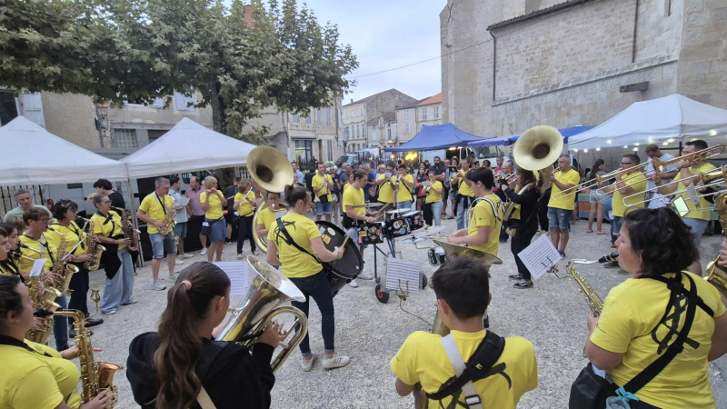 La Banda Les Kanari’s de Montréal du Gers en route pour le Québec !
