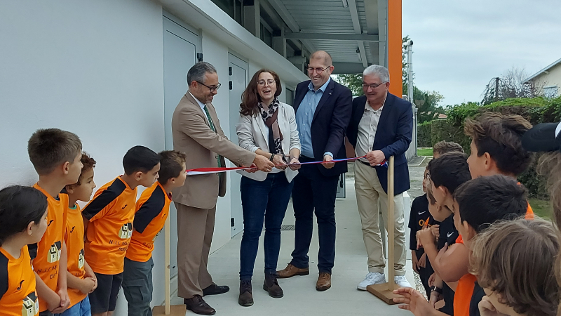 Le stade des Acacias fait peau neuve