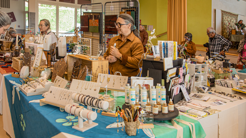 Aignan: beaucoup de visiteurs au Petit marché des artistes et artisans d'art (album)