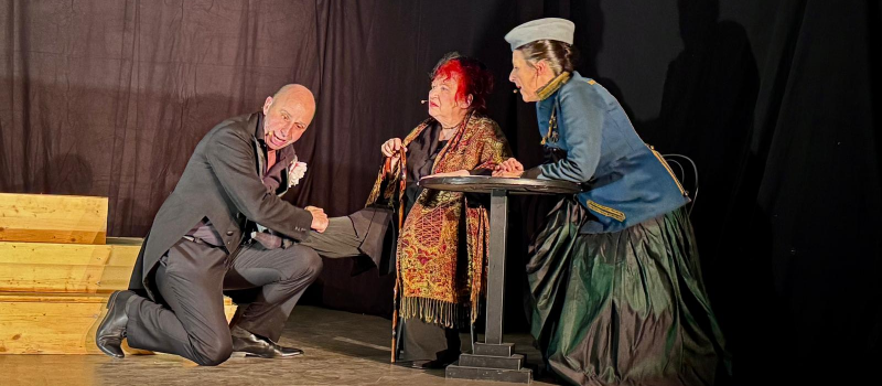 Légèreté, insouciance ,douleur, angoisse lors du spectacle pour le Souvenir Français