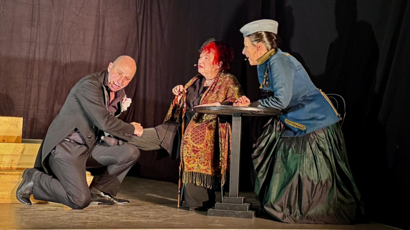 Légèreté, insouciance ,douleur, angoisse lors du spectacle pour le Souvenir Français