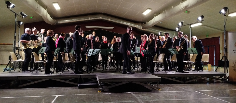 La société philharmonique de l'Isle-Jourdain  enchante le public pour la Sainte-Cécile