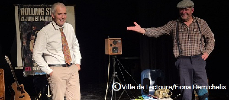 « Viens chez moi, j’habite chez une mamie » séduit le public de la salle de la Comédie